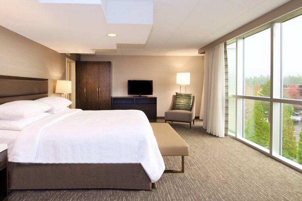 Embassy Suites By Hilton Seattle Белвью Экстерьер фото