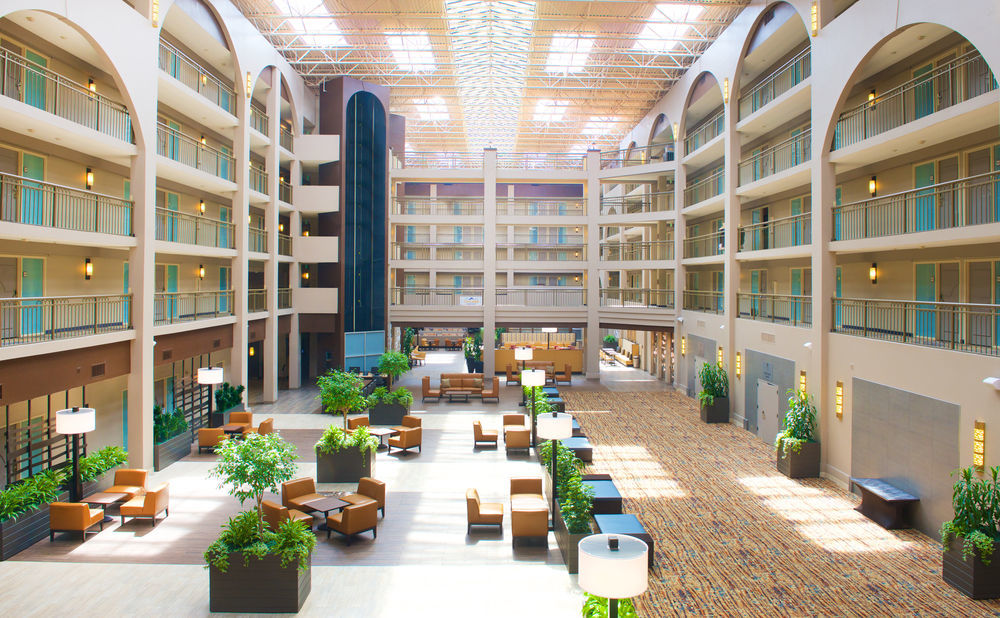 Embassy Suites By Hilton Seattle Белвью Экстерьер фото
